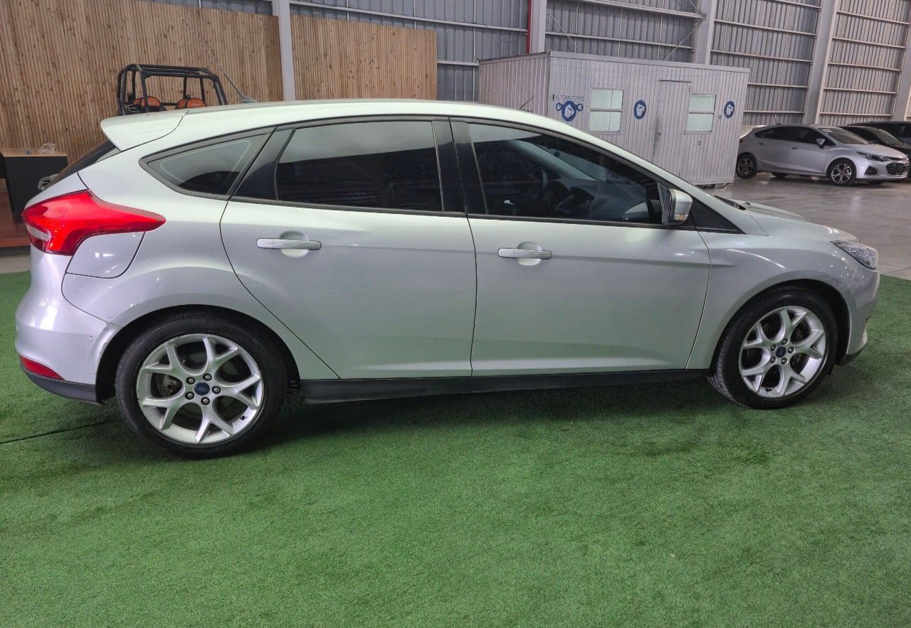 Ford Focus Usado Financiado en Córdoba, deRuedas