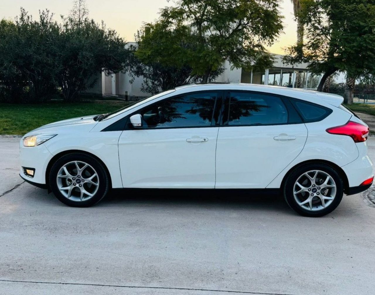 Ford Focus Usado en Mendoza, deRuedas
