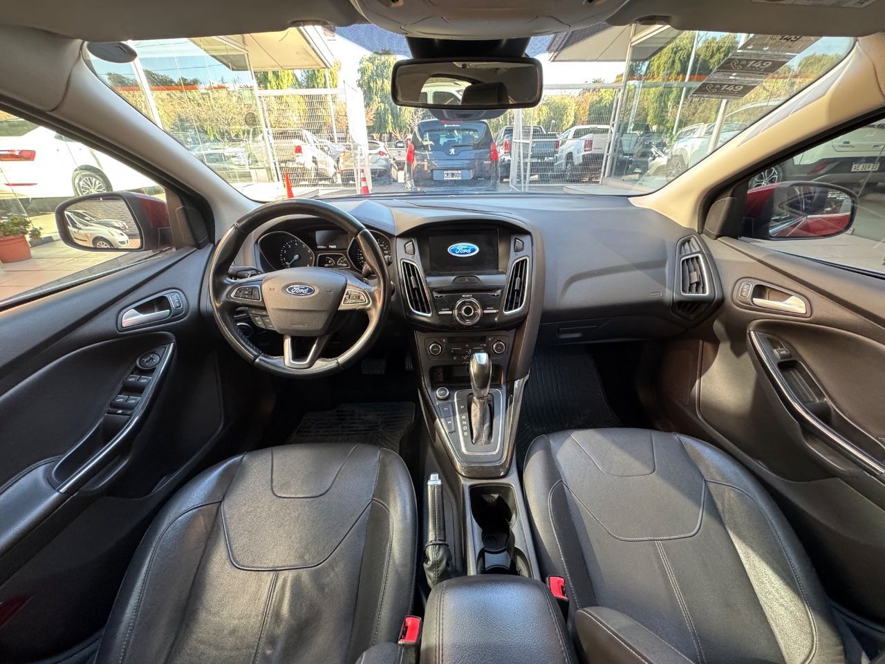 Ford Focus Usado Financiado en Mendoza, deRuedas