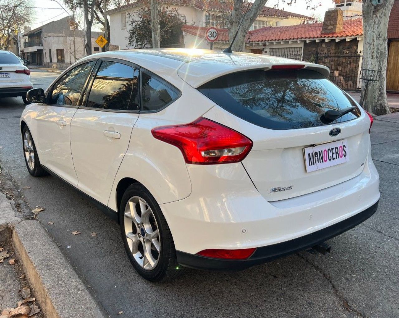 Ford Focus Usado Financiado en Mendoza, deRuedas