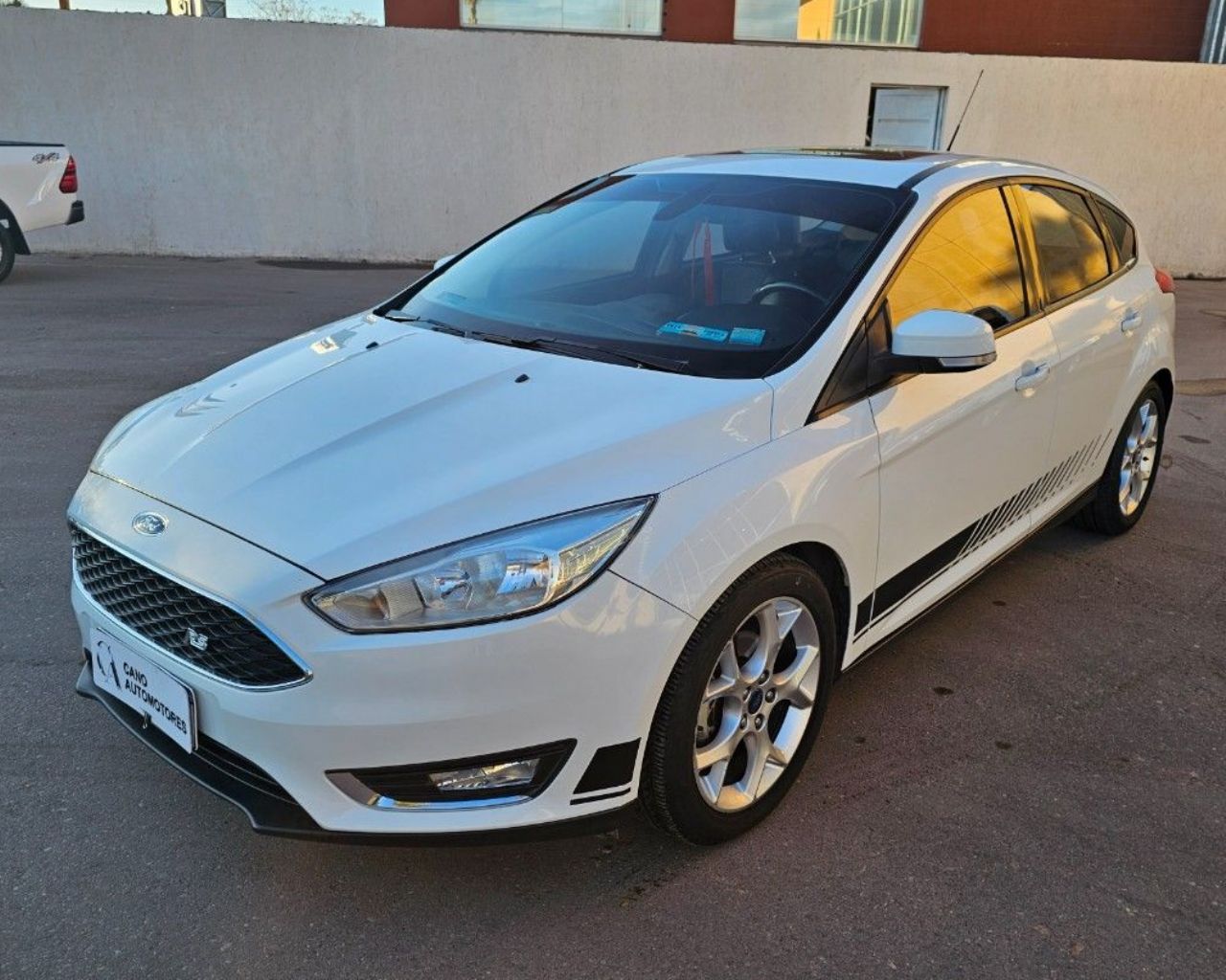 Ford Focus Usado Financiado en Mendoza, deRuedas