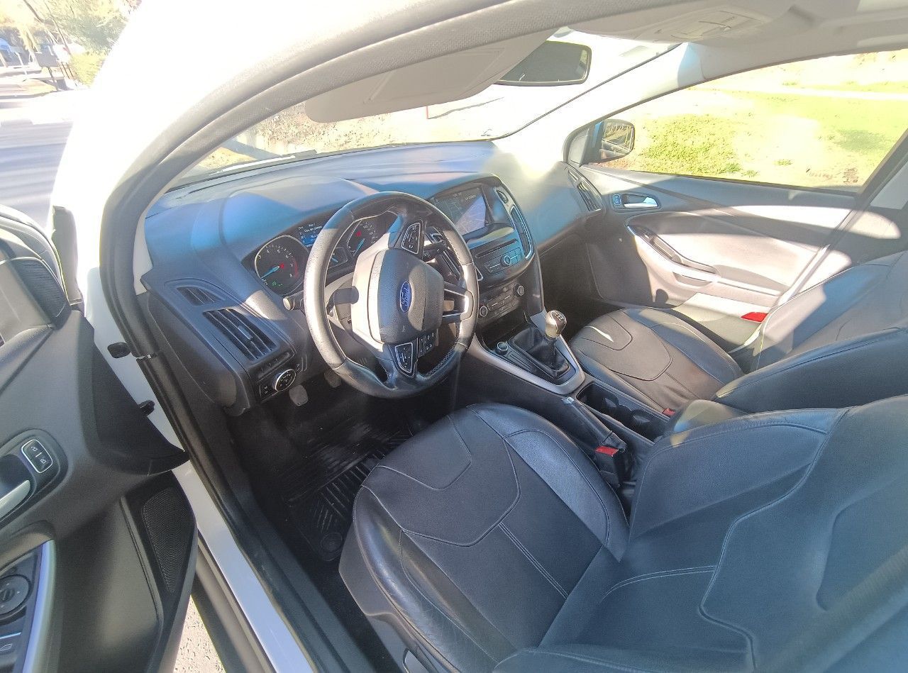 Ford Focus Usado en Mendoza, deRuedas