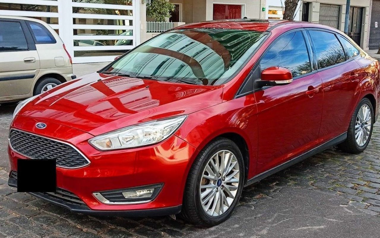 Ford Focus Usado en Buenos Aires, deRuedas