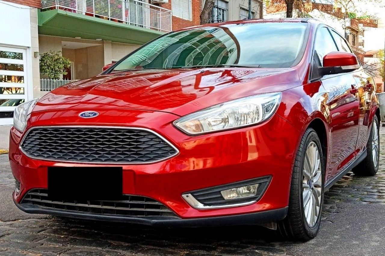 Ford Focus Usado en Buenos Aires, deRuedas