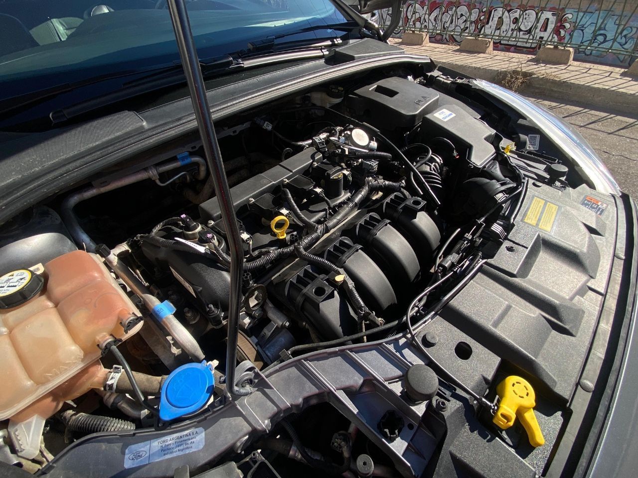 Ford Focus Usado Financiado en Mendoza, deRuedas