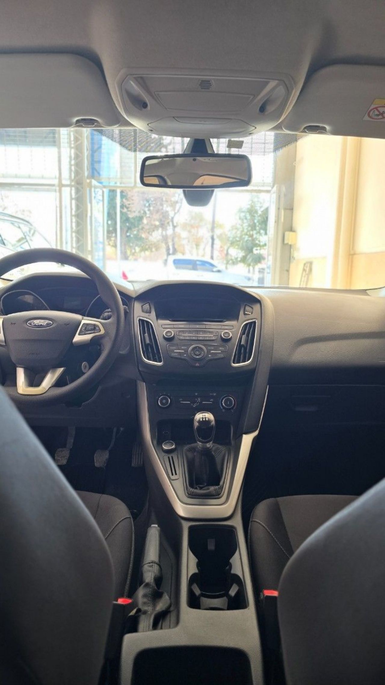 Ford Focus Usado Financiado en Mendoza, deRuedas