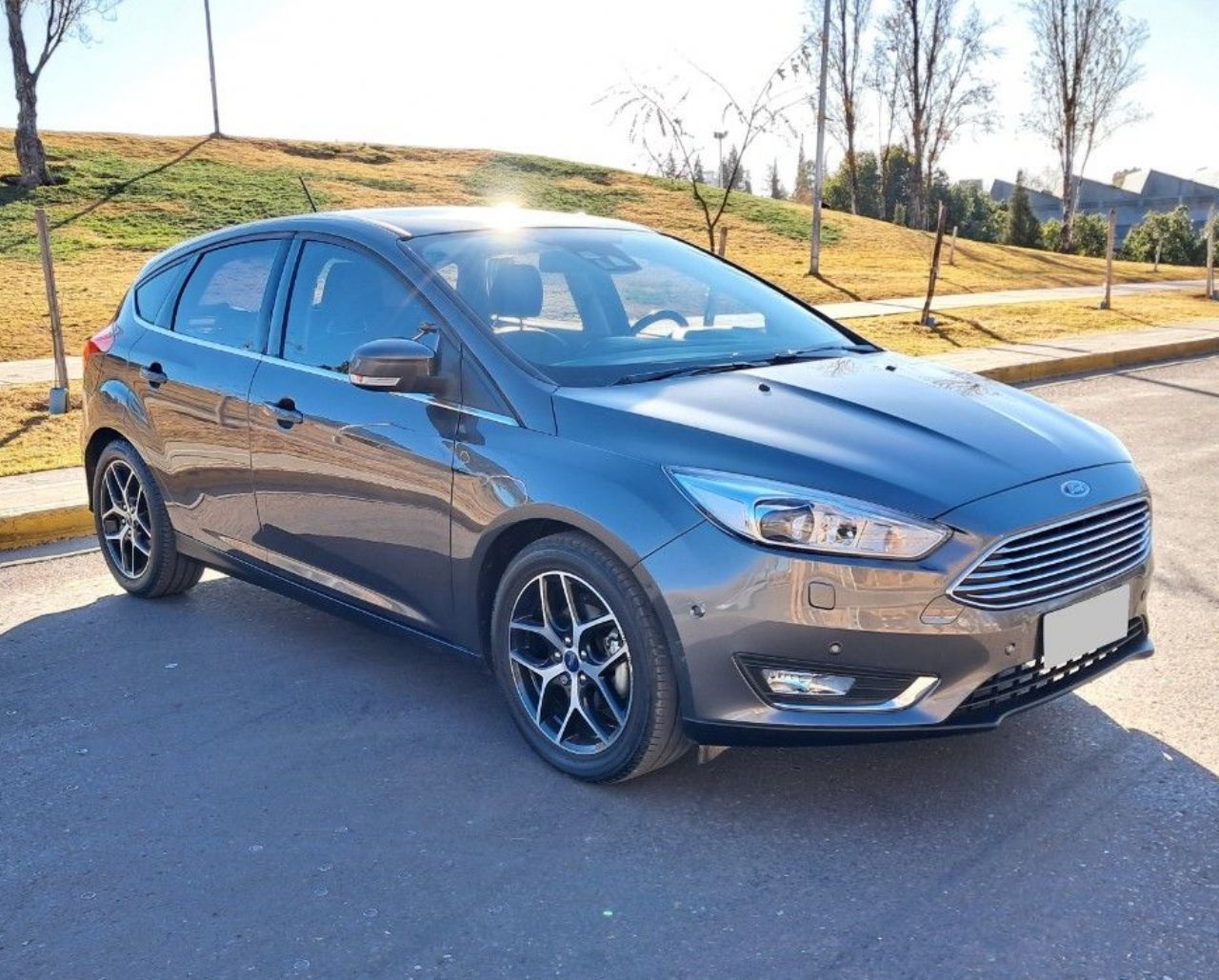 Ford Focus Usado Financiado en Mendoza, deRuedas