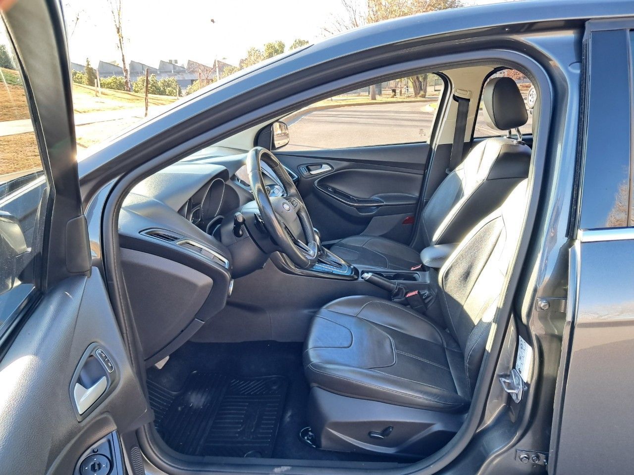 Ford Focus Usado Financiado en Mendoza, deRuedas
