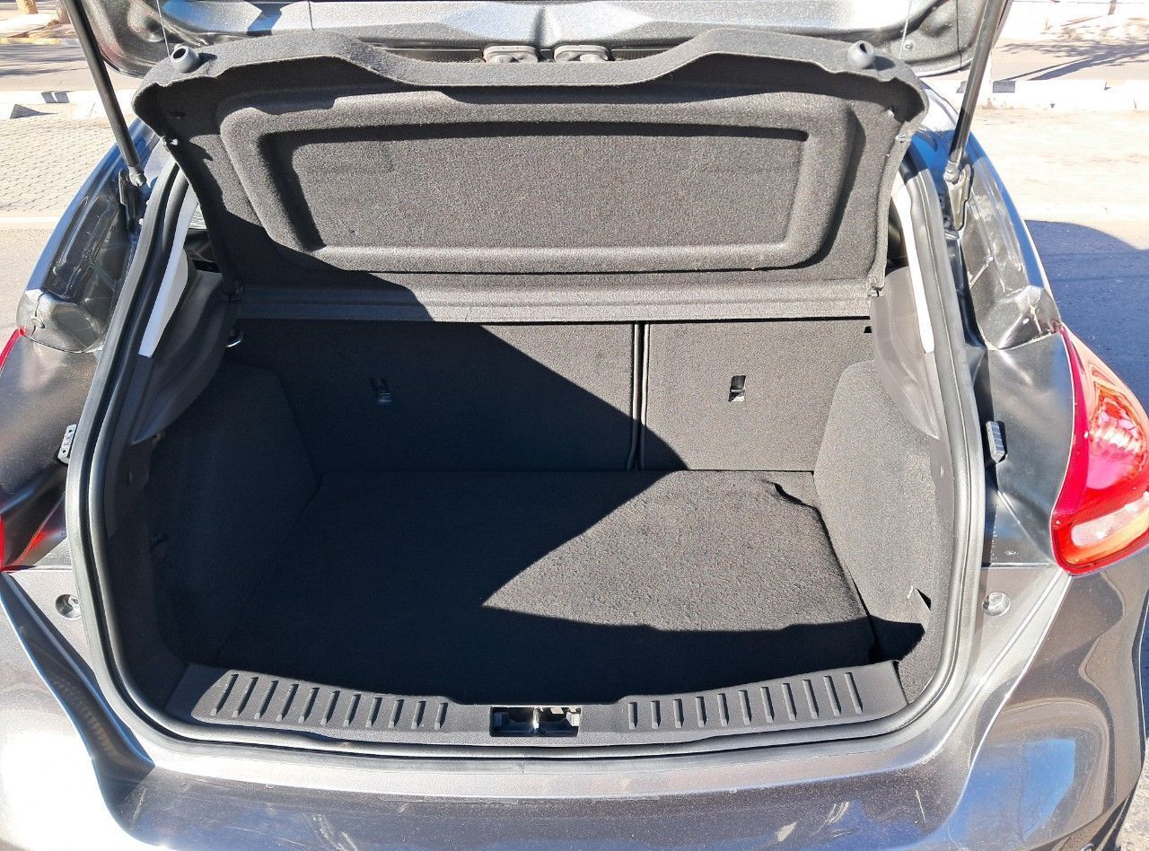 Ford Focus Usado Financiado en Mendoza, deRuedas