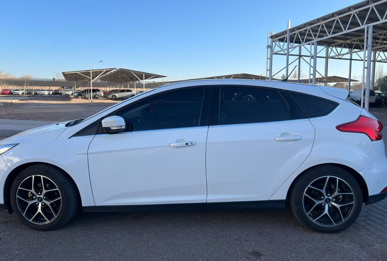 Ford Focus Usado en Mendoza, deRuedas