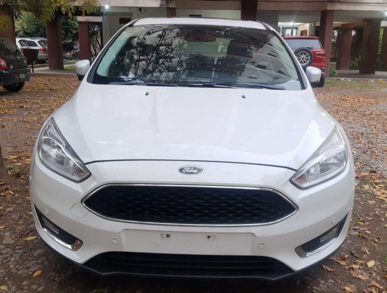 Ford Focus Usado en Tucumán, deRuedas