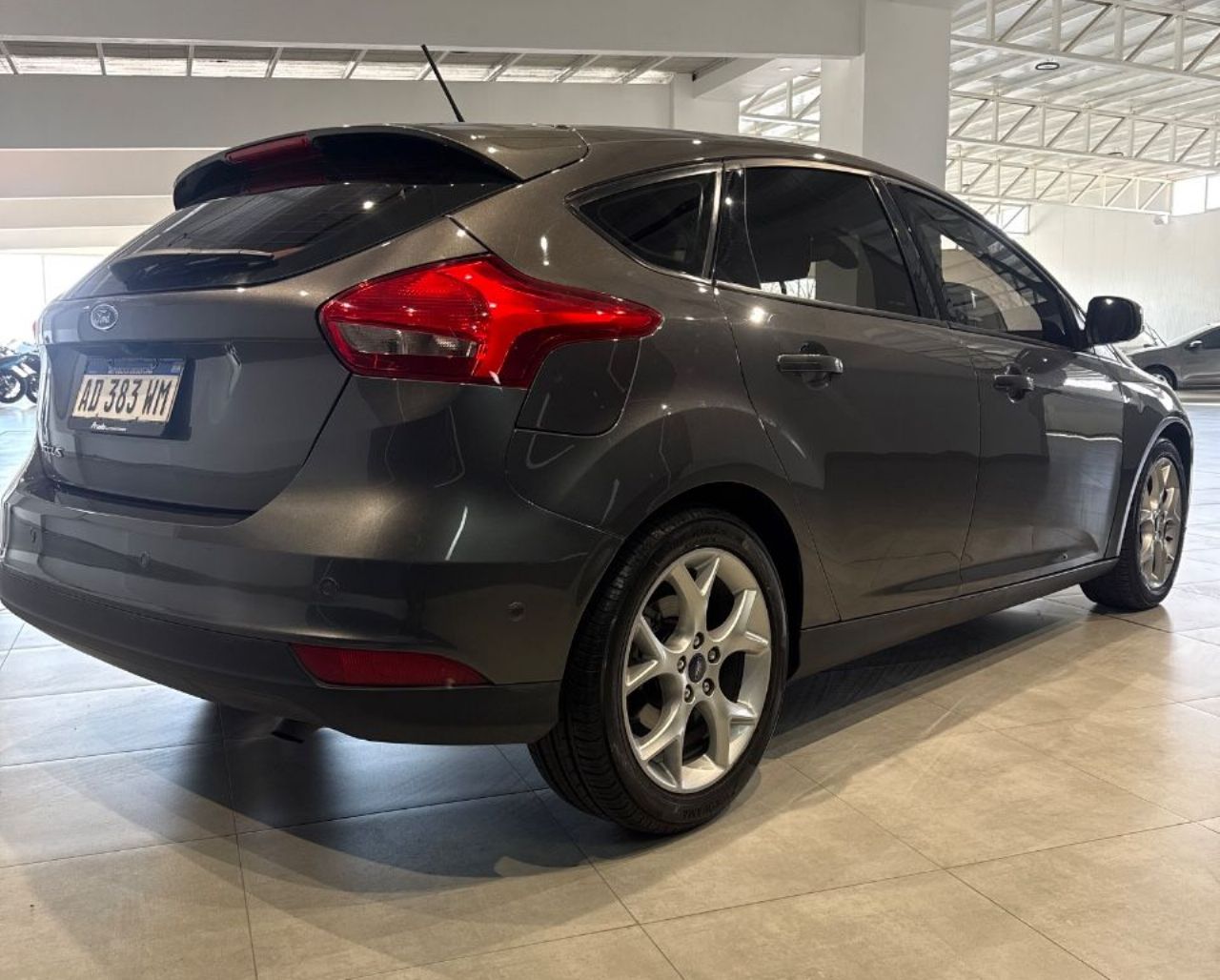 Ford Focus Usado Financiado en Mendoza, deRuedas