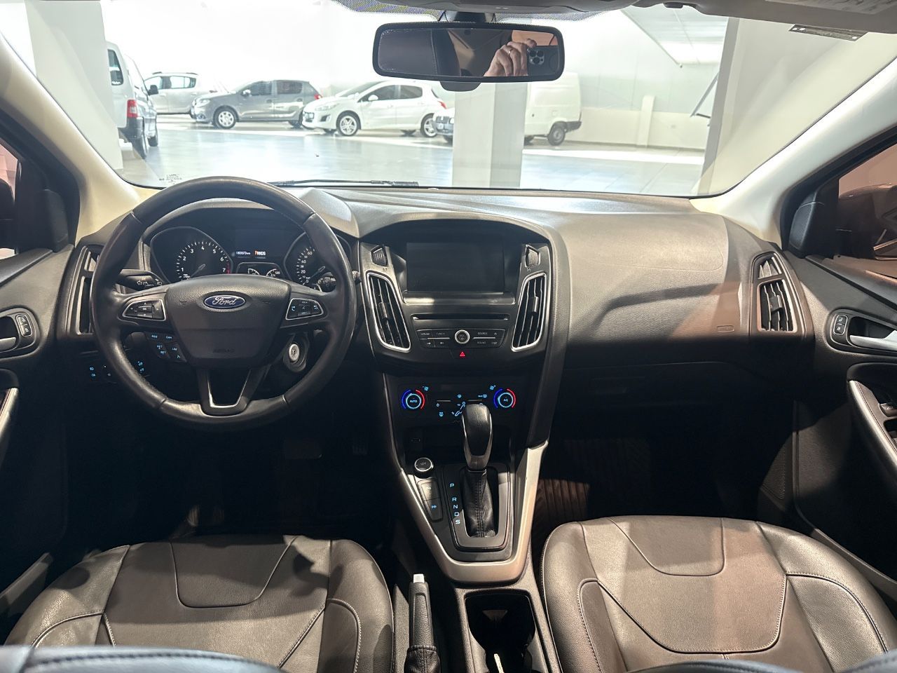Ford Focus Usado Financiado en Mendoza, deRuedas