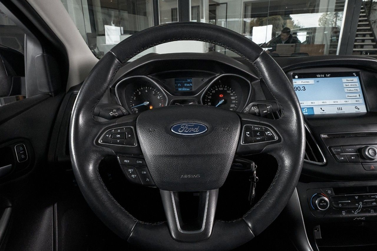 Ford Focus Usado Financiado en Córdoba, deRuedas