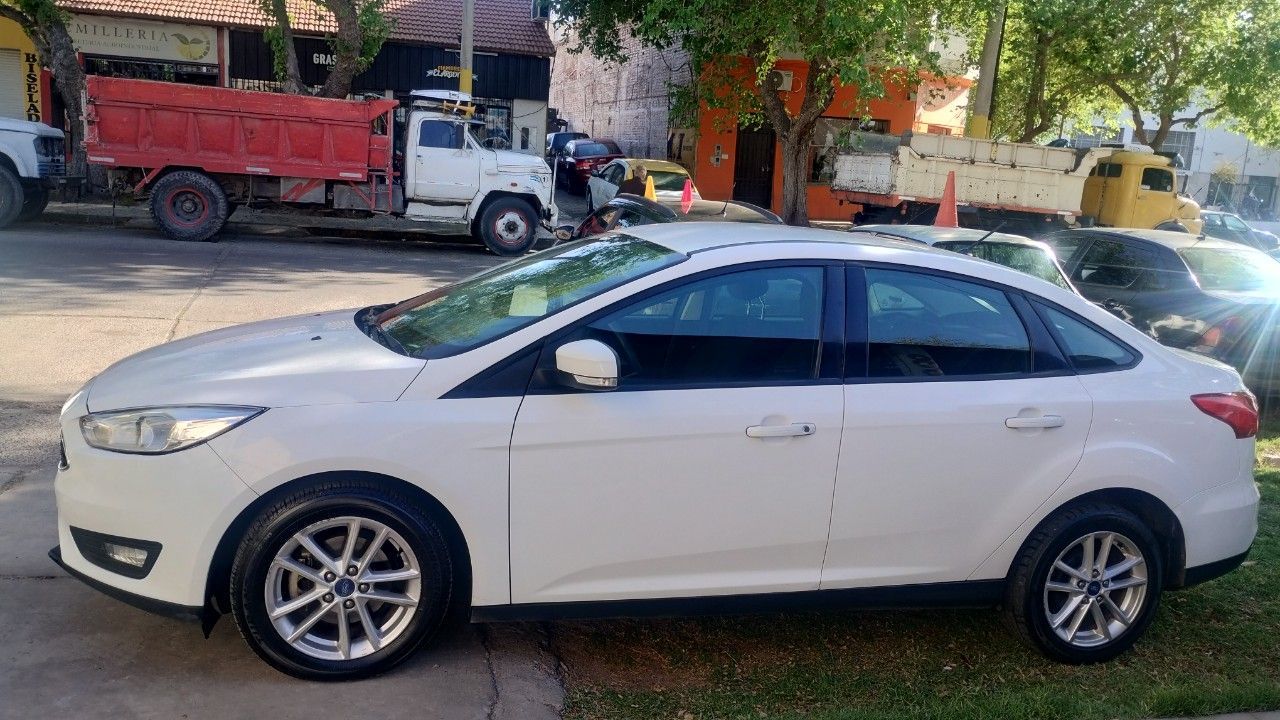 Ford Focus Usado en San Juan, deRuedas