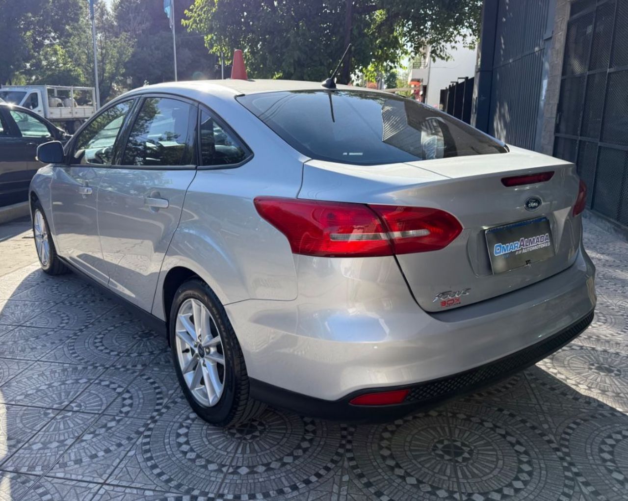 Ford Focus Usado Financiado en Mendoza, deRuedas