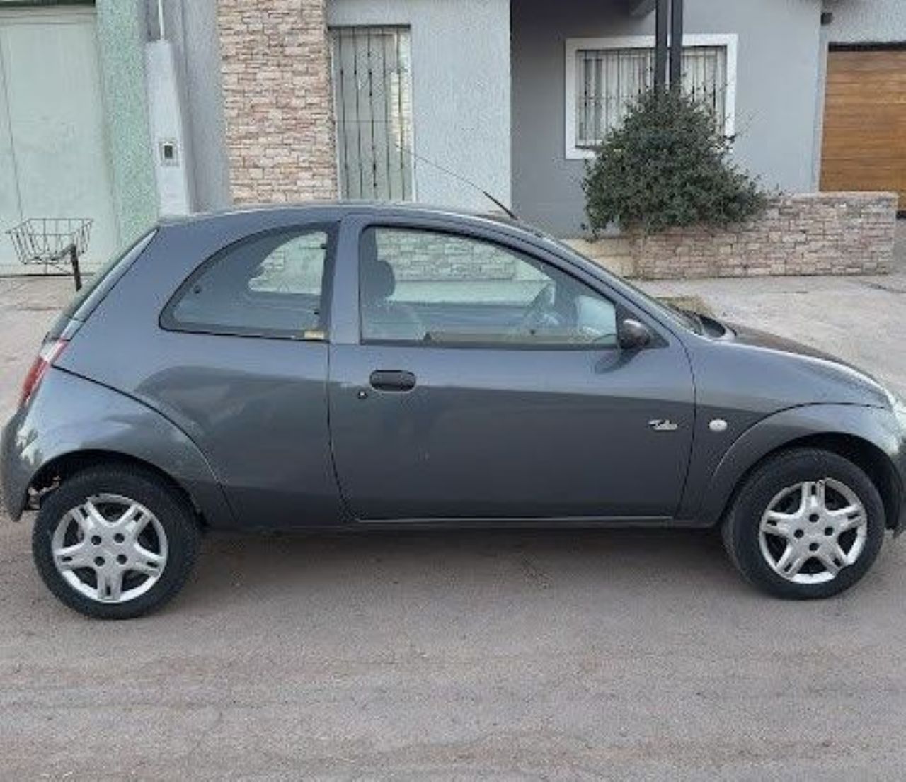 Ford Ka Usado en Mendoza, deRuedas