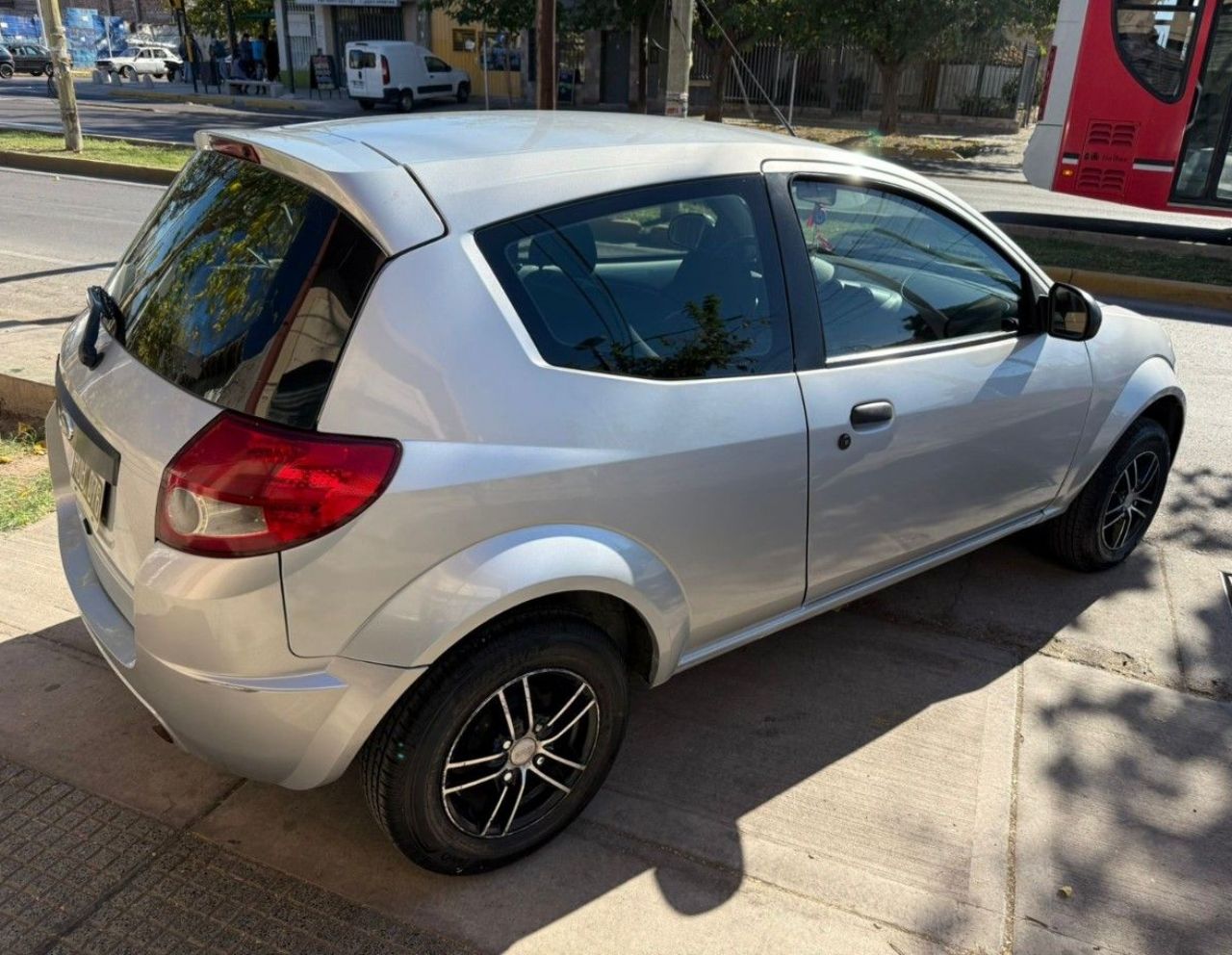 Ford Ka Usado en Mendoza, deRuedas