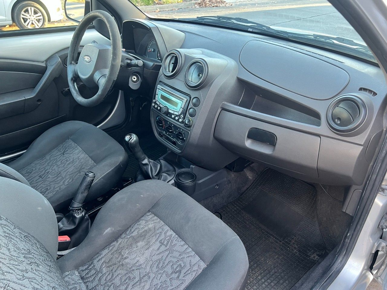 Ford Ka Usado Financiado en Mendoza, deRuedas