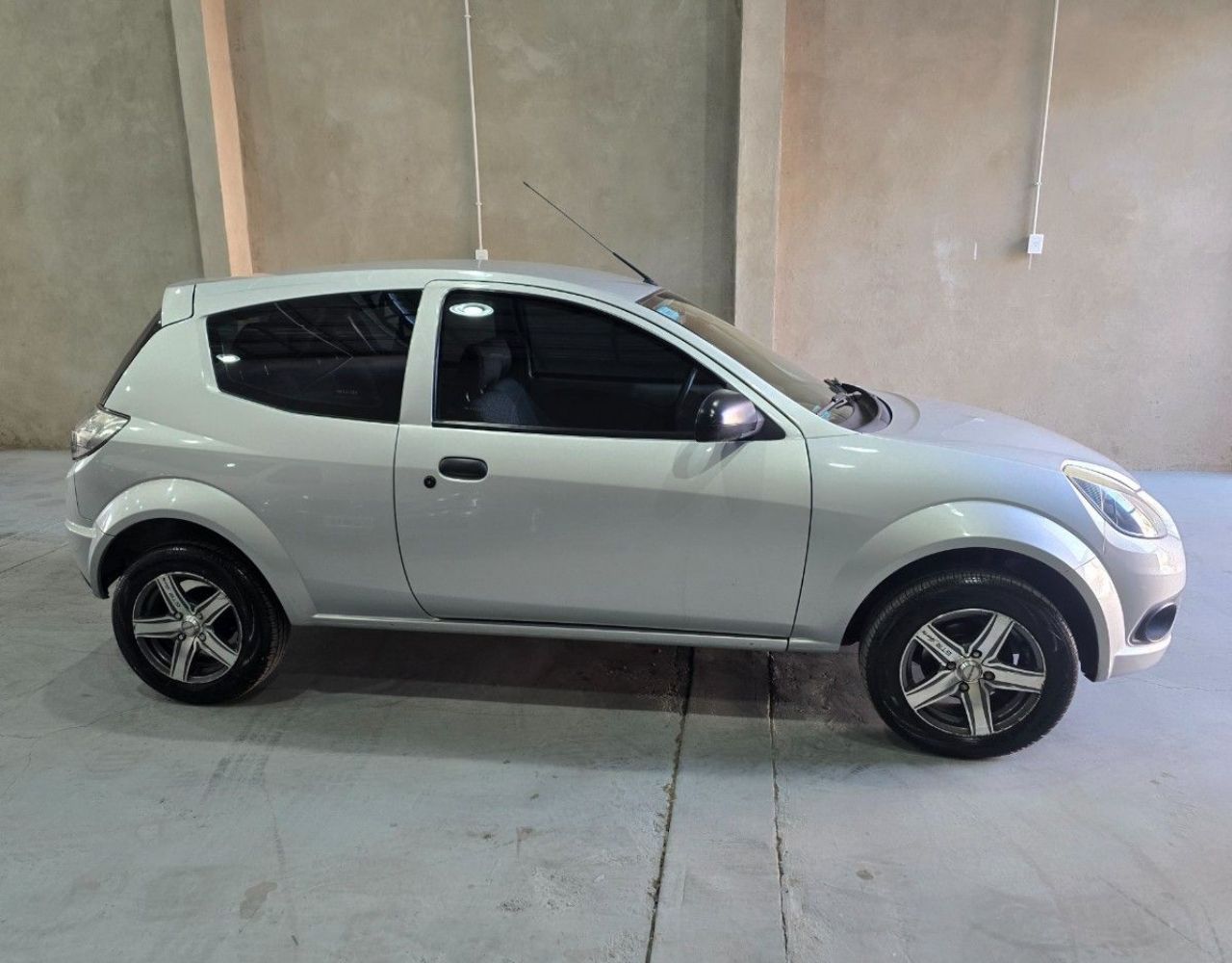 Ford Ka Usado Financiado en Mendoza, deRuedas