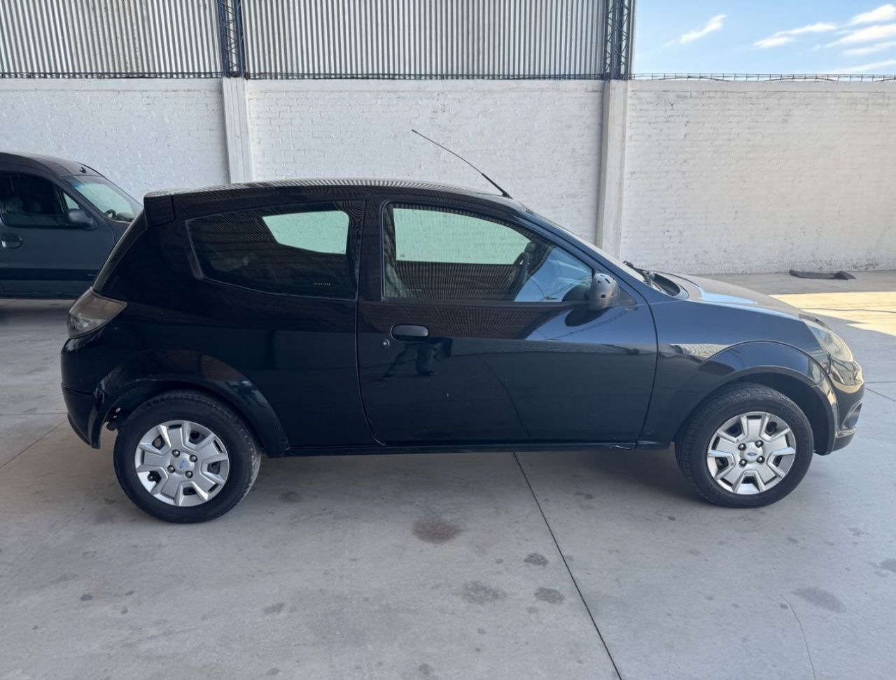 Ford Ka Usado Financiado en Mendoza, deRuedas