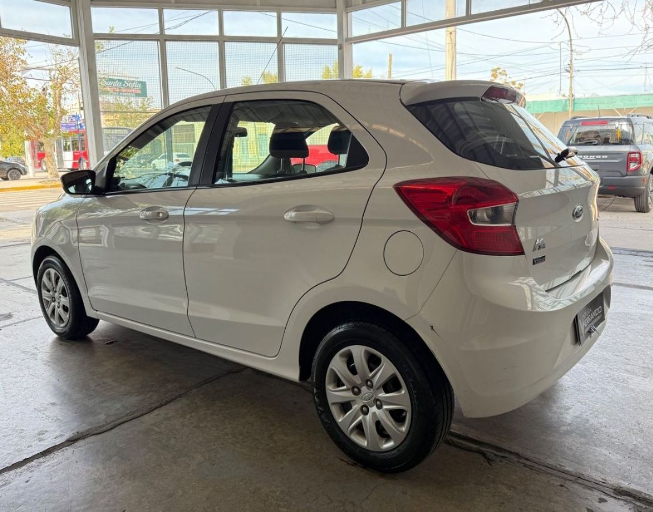 Ford Ka Usado Financiado en Mendoza, deRuedas