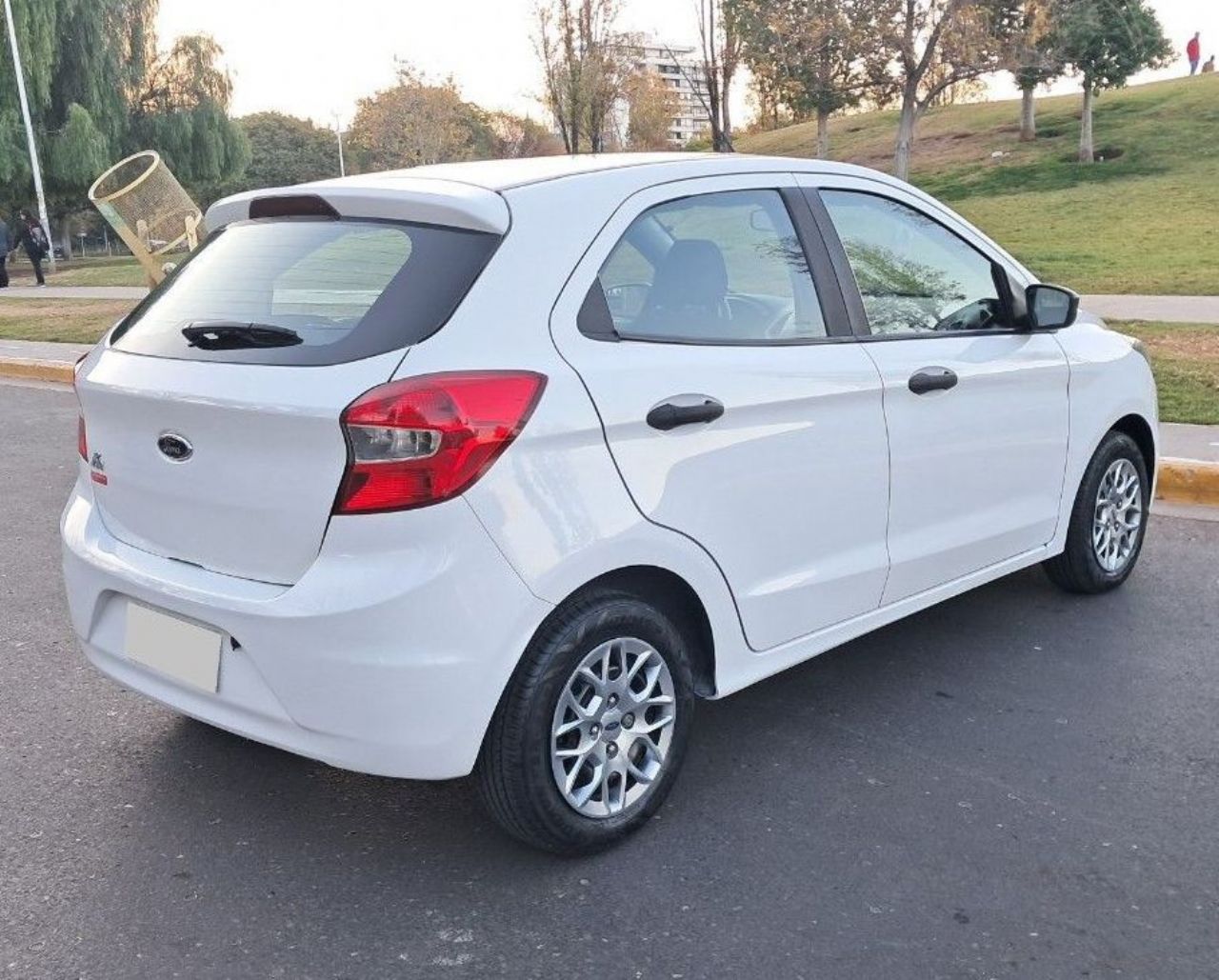Ford Ka Usado Financiado en Mendoza, deRuedas