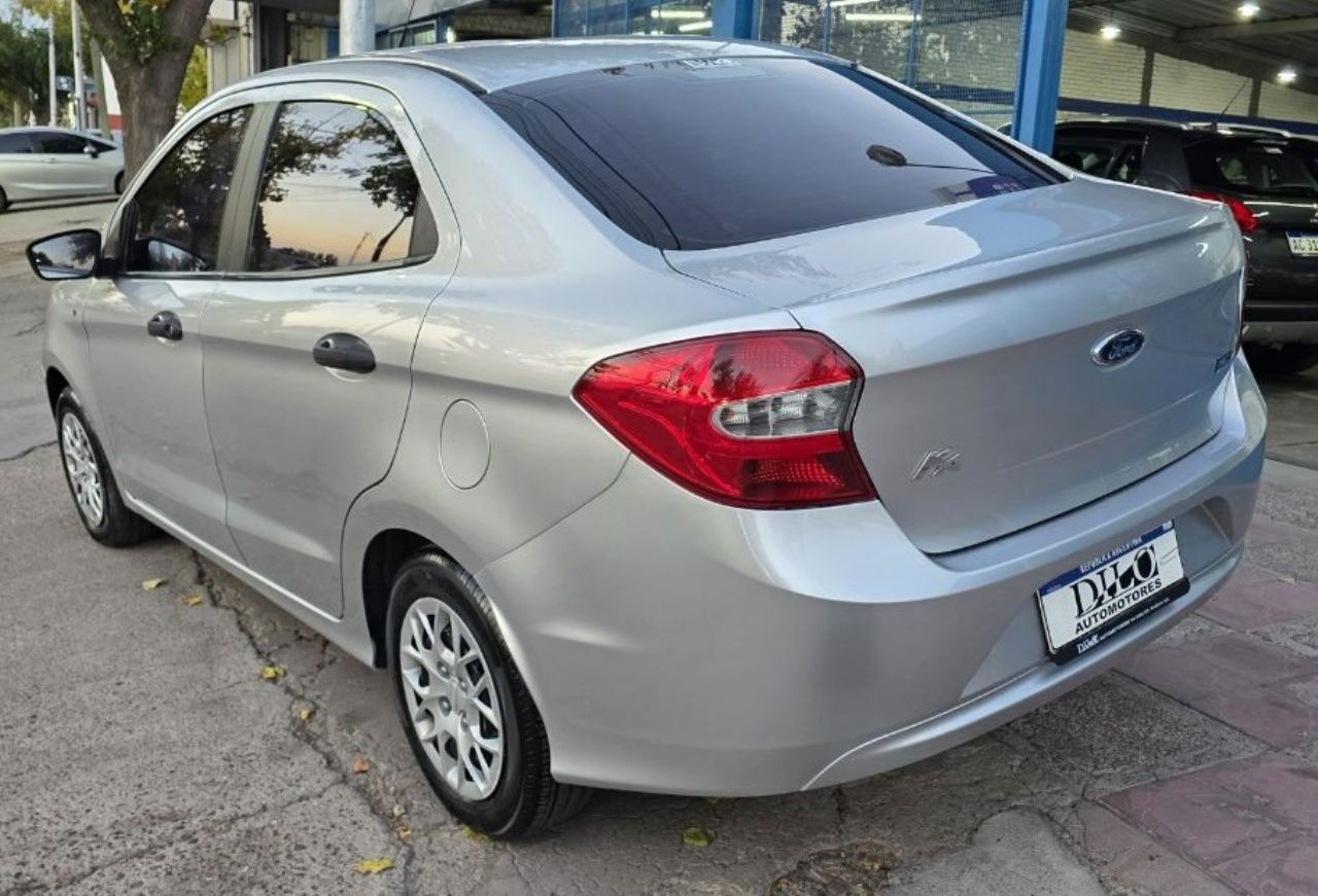 Ford Ka Usado Financiado en Mendoza, deRuedas