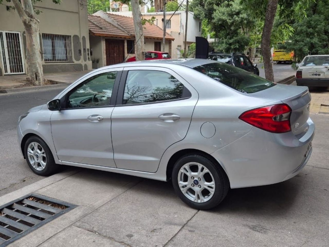 Ford Ka Usado Financiado en Mendoza, deRuedas