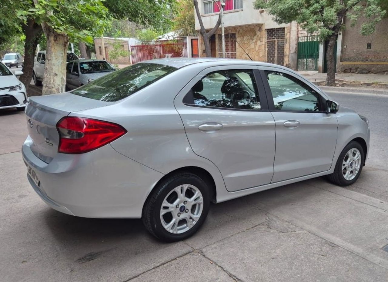 Ford Ka Usado Financiado en Mendoza, deRuedas
