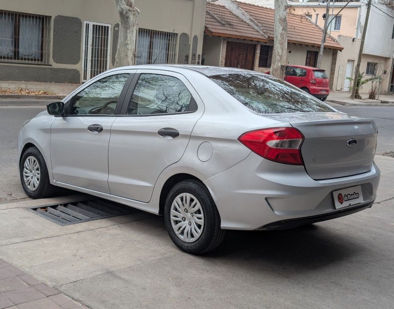 Ford Ka Usado Financiado en Mendoza, deRuedas