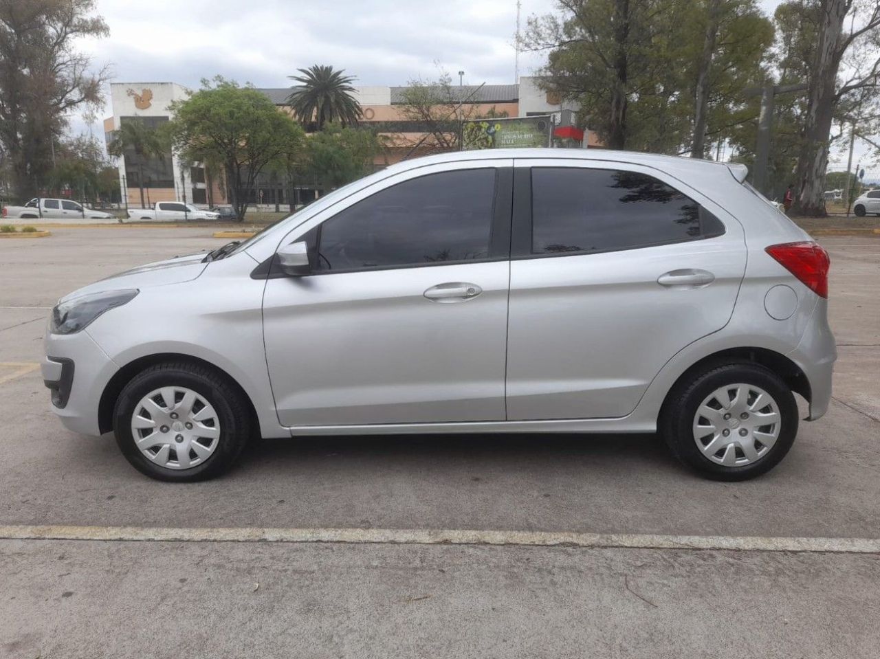 Ford Ka Usado Financiado en Córdoba, deRuedas