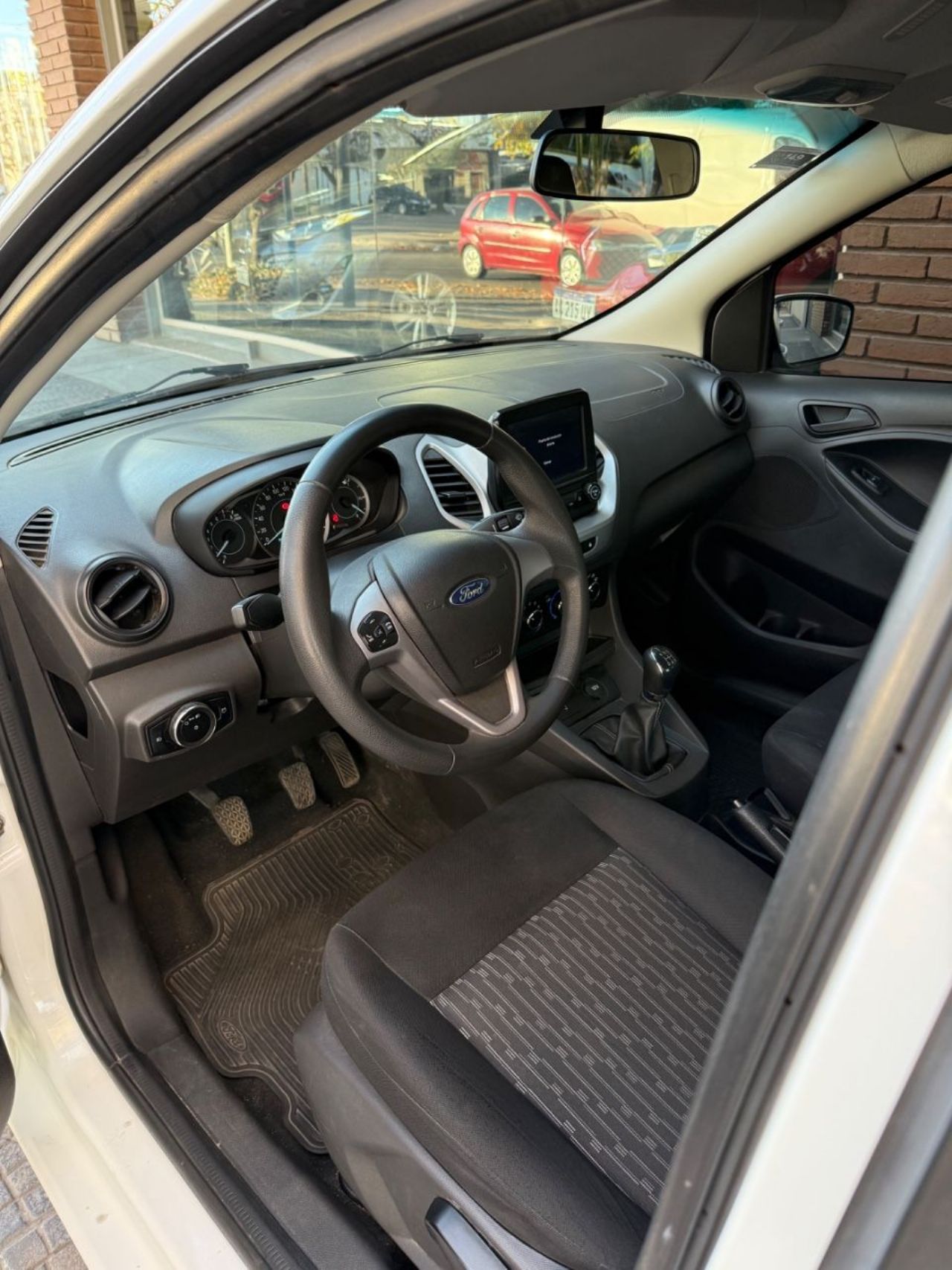 Ford Ka Usado Financiado en Mendoza, deRuedas