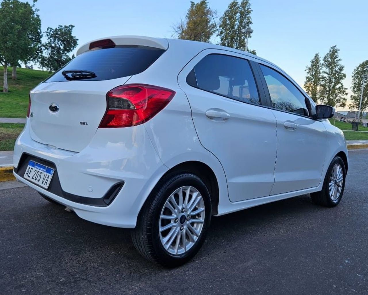 Ford Ka Usado Financiado en Mendoza, deRuedas