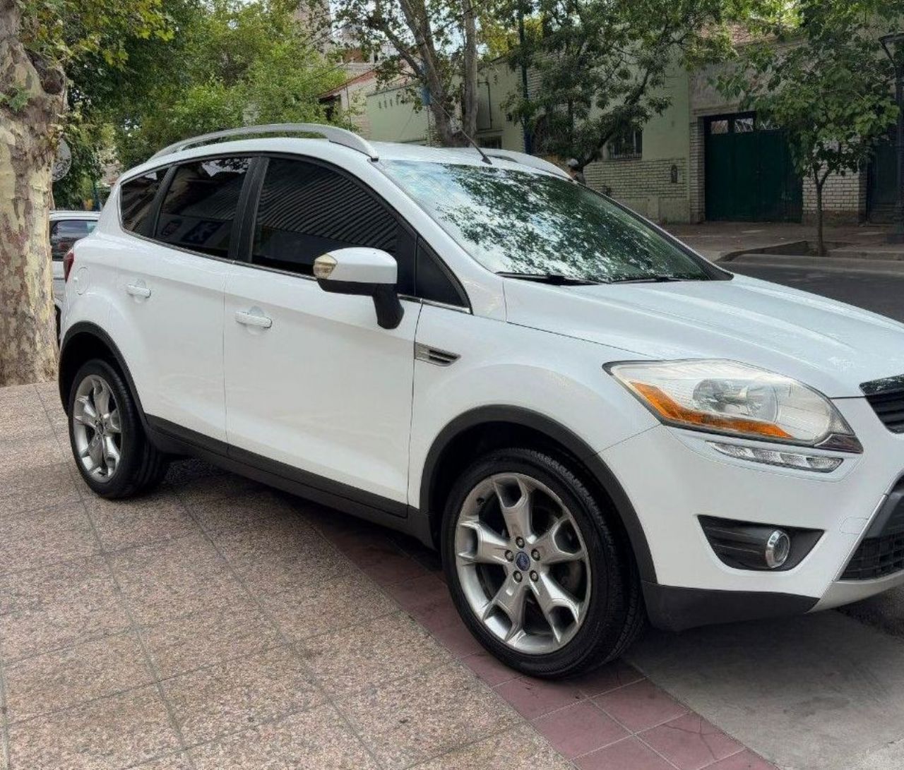 Ford Kuga Usado Financiado en Mendoza, deRuedas