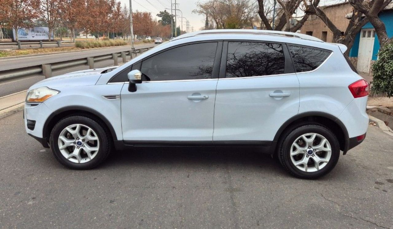 Ford Kuga Usado Financiado en Mendoza, deRuedas