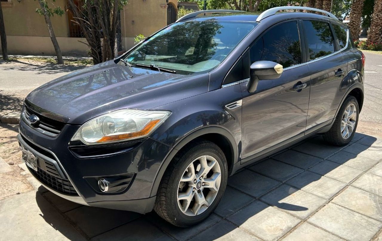 Ford Kuga Usado en San Juan, deRuedas