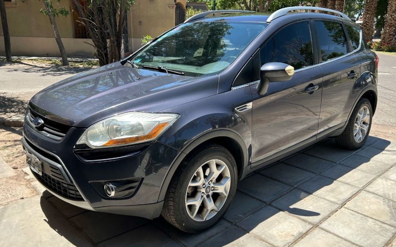 Ford Kuga Usado en San Juan, deRuedas