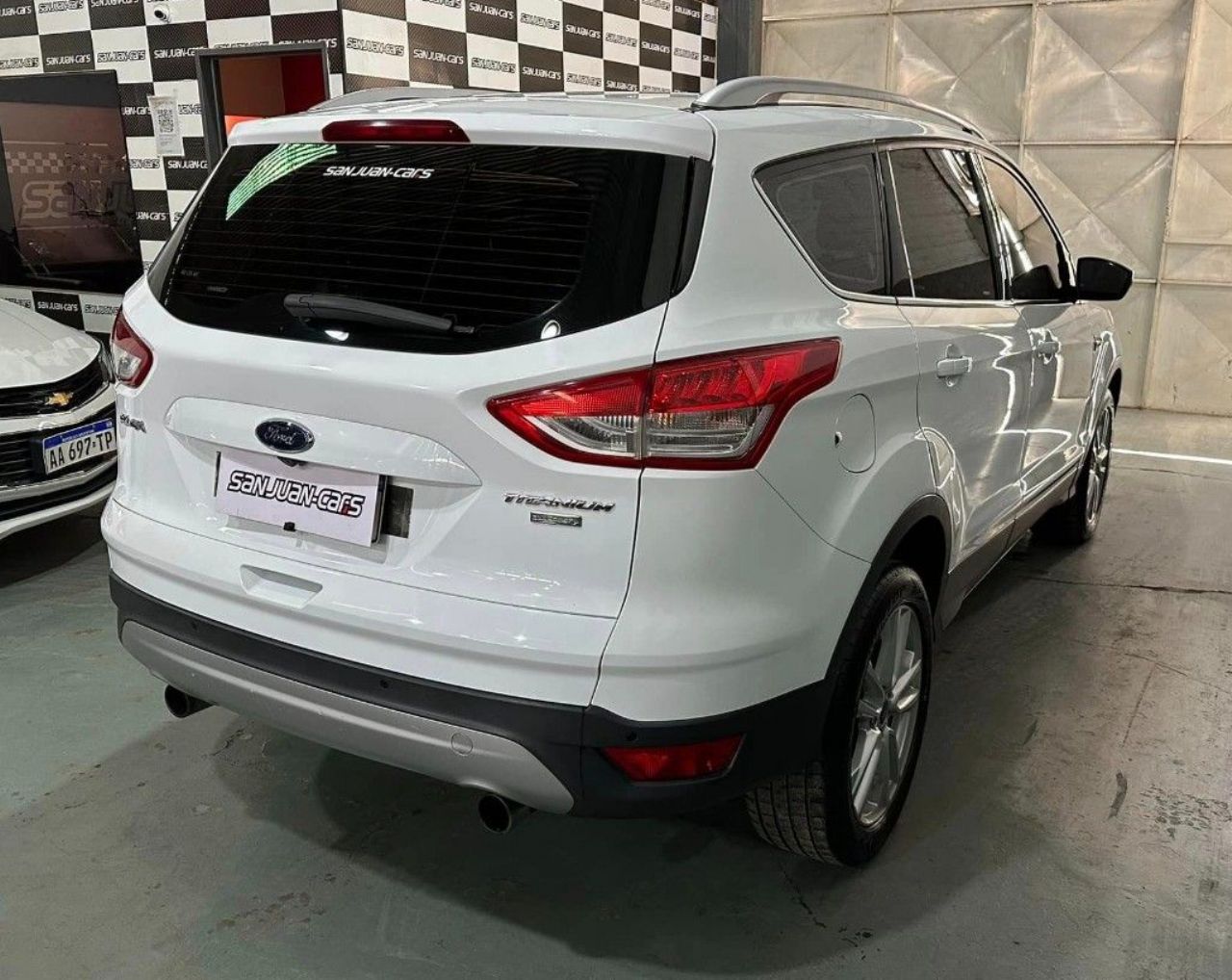 Ford Kuga Usado en San Juan, deRuedas