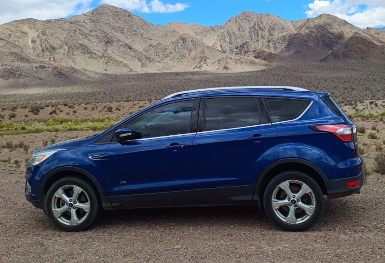 Ford Kuga Usado en Buenos Aires, deRuedas