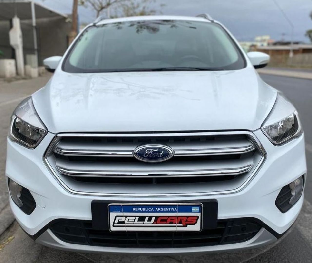 Ford Kuga Usado en San Juan, deRuedas
