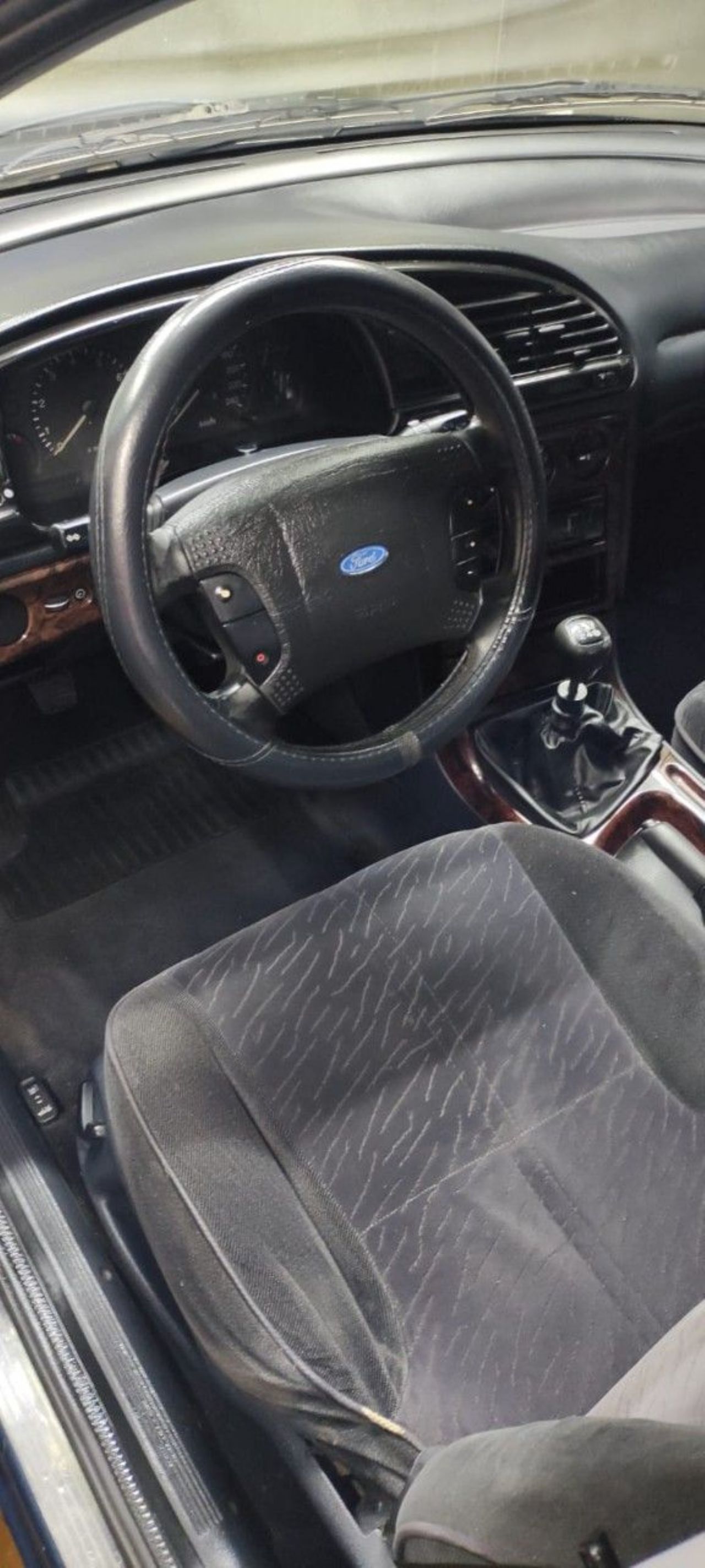 Ford Mondeo Usado en Buenos Aires, deRuedas