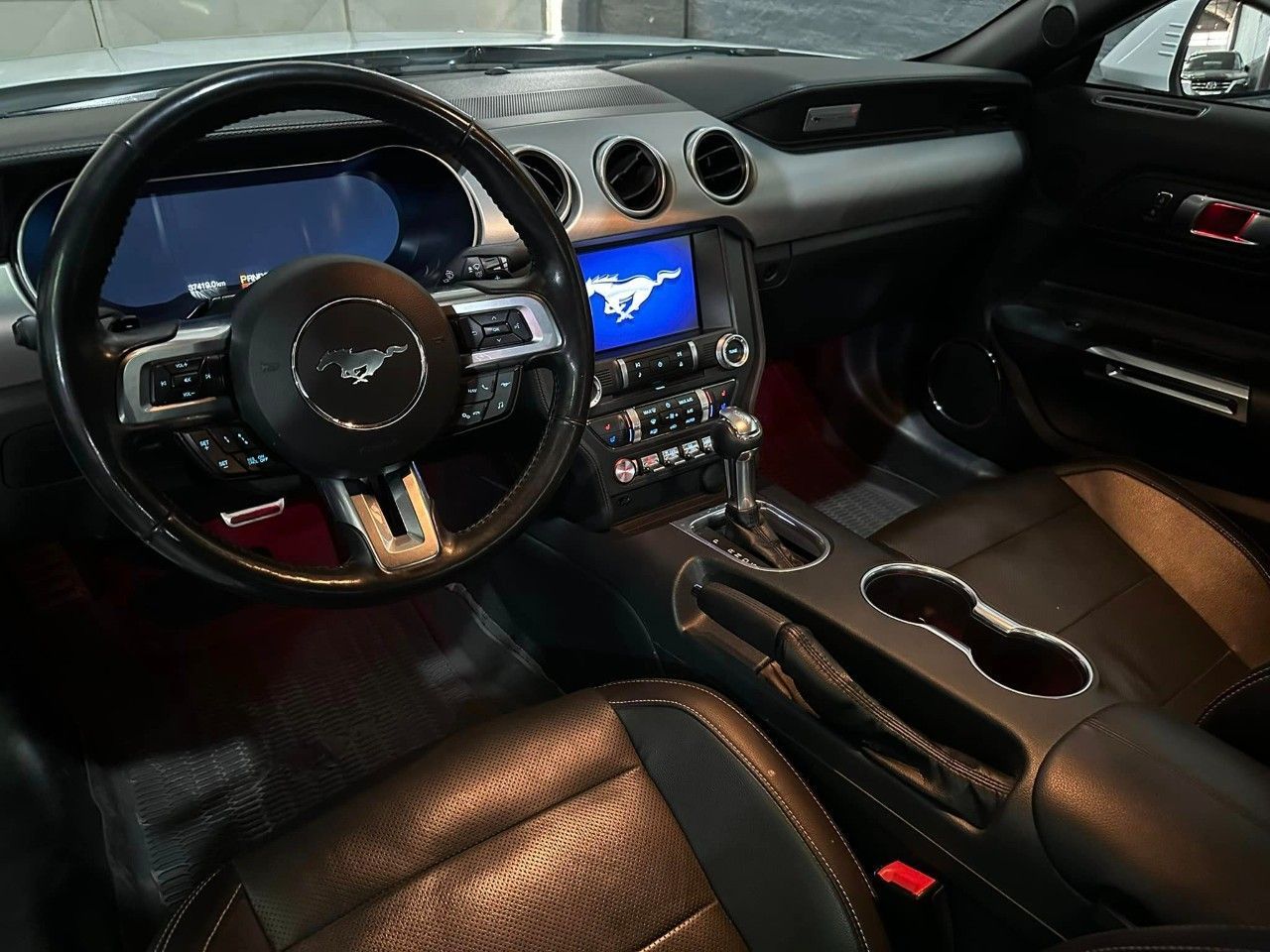 Ford Mustang Usado Financiado en San Juan, deRuedas