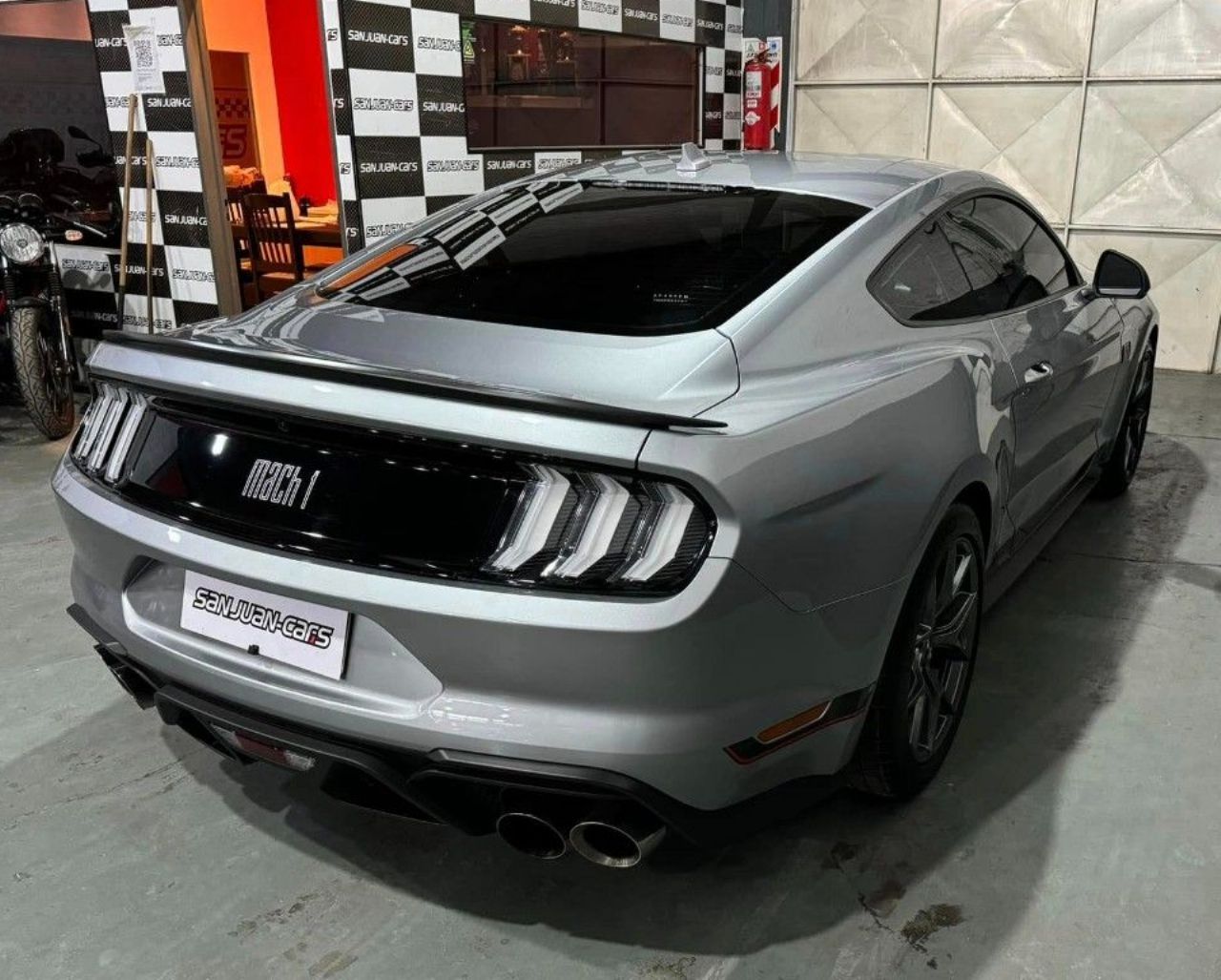 Ford Mustang Usado Financiado en San Juan, deRuedas