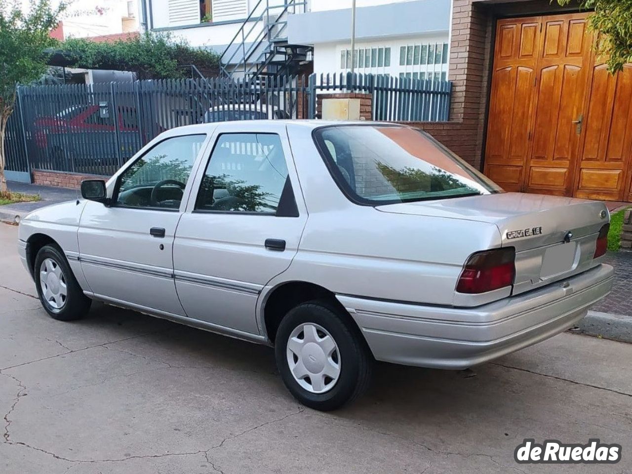 Ford Orion Usado en Córdoba, deRuedas