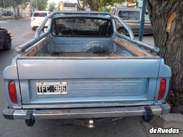 Ford Ranchero Usada en Mendoza, deRuedas