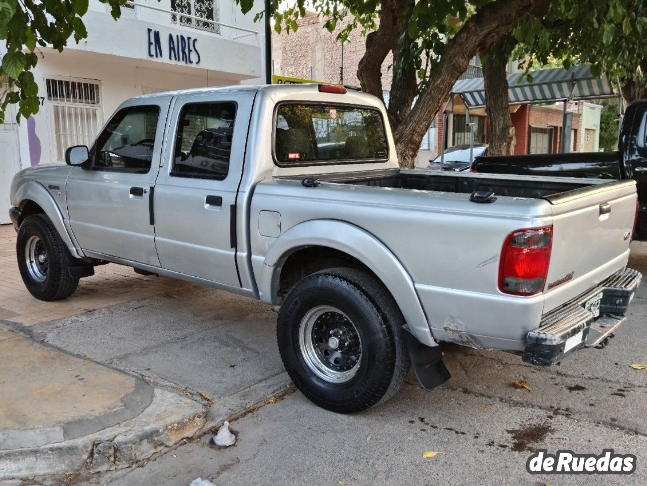 Ford Ranger Usada en San Juan, deRuedas