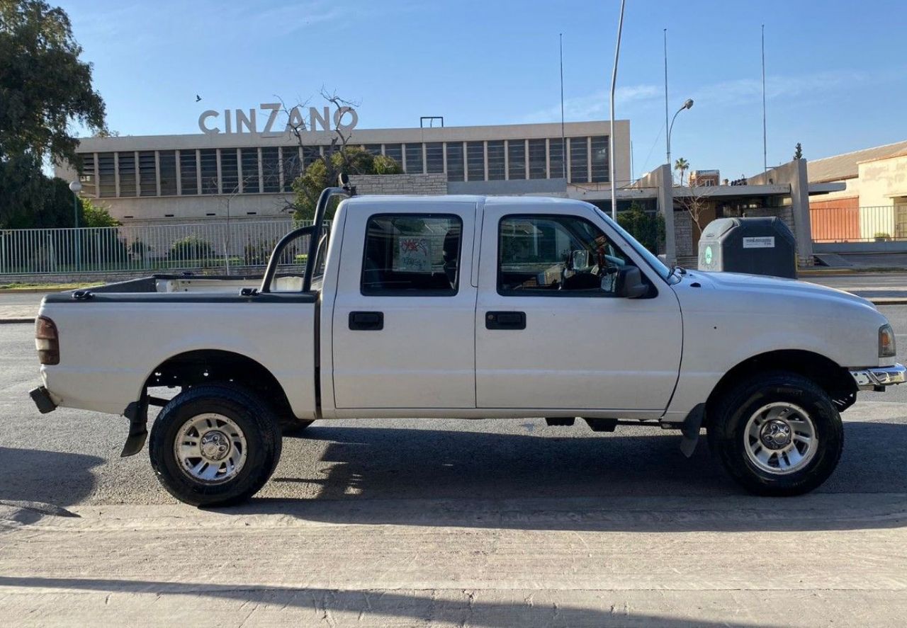 Ford Ranger Usada en San Juan, deRuedas