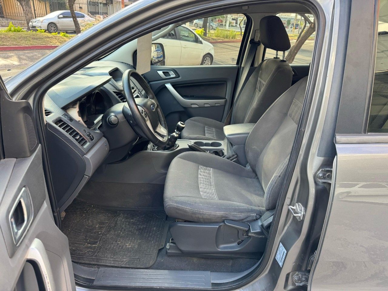 Ford Ranger Usada en Córdoba, deRuedas