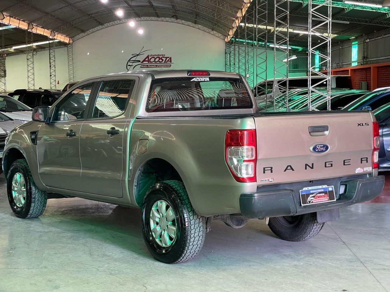 Ford Ranger Usada en San Juan, deRuedas